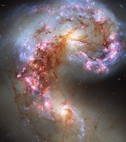 les-galaxies-des-antennes_68043_w620.jpg
